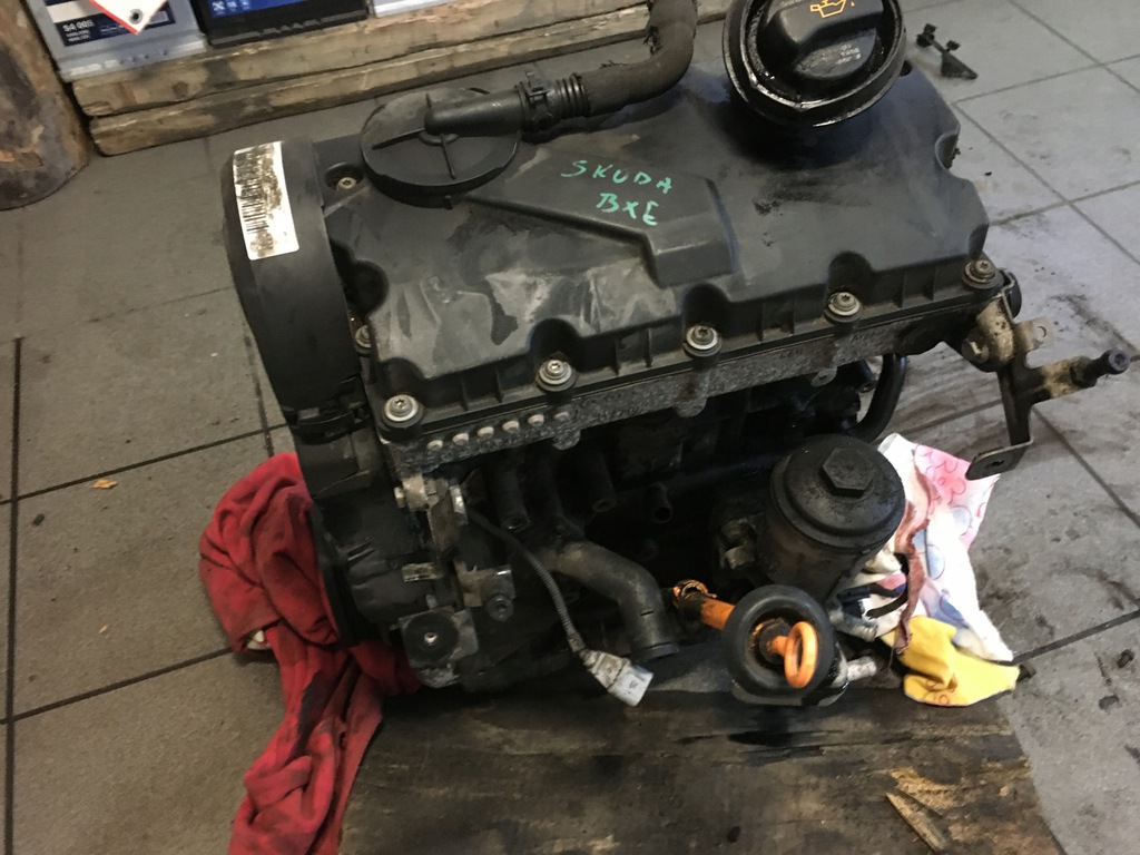 motor pelado 1.9 tdi 105 km bxe octavia golf v  (#)