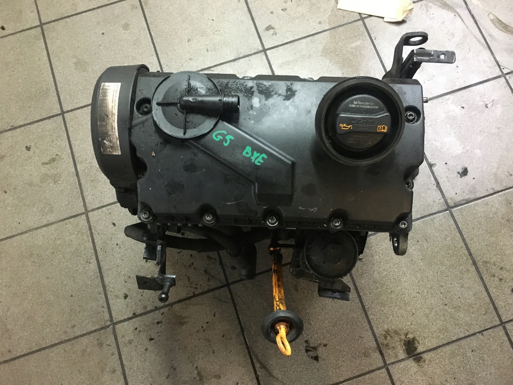 motor pelado 1.9 tdi 105 km bxe golf 5 v touran  (#)