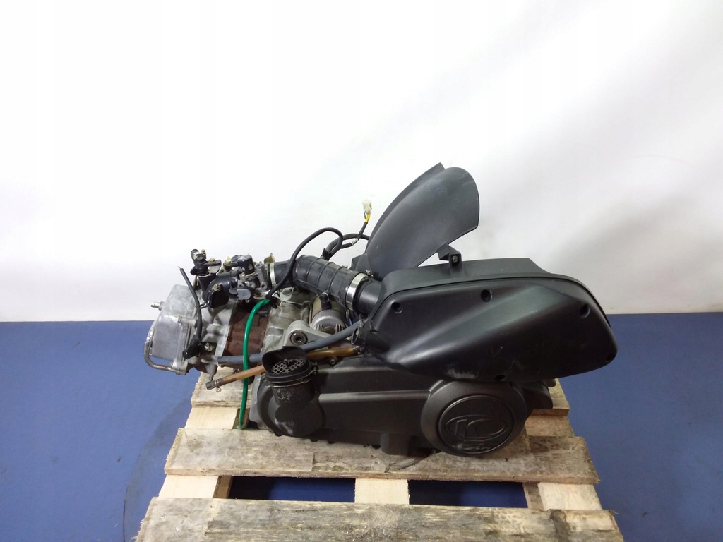 kymco people s 250 ccm 15kw motor gasolina  (#)