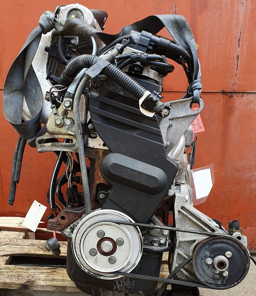 motor 1.6 8v renualt kod k7m a702 72 mil km  (#)