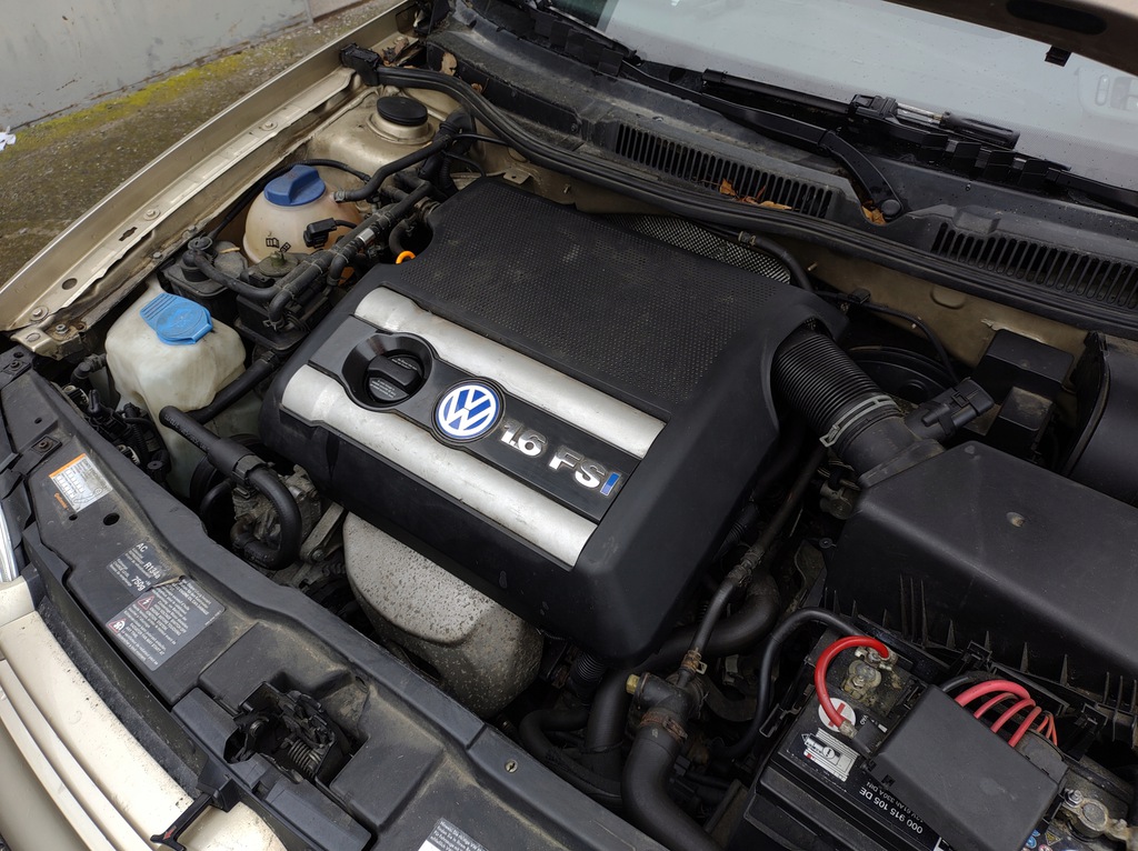 motor compl. 1.6 fsi vw golf iv 3d  (#)