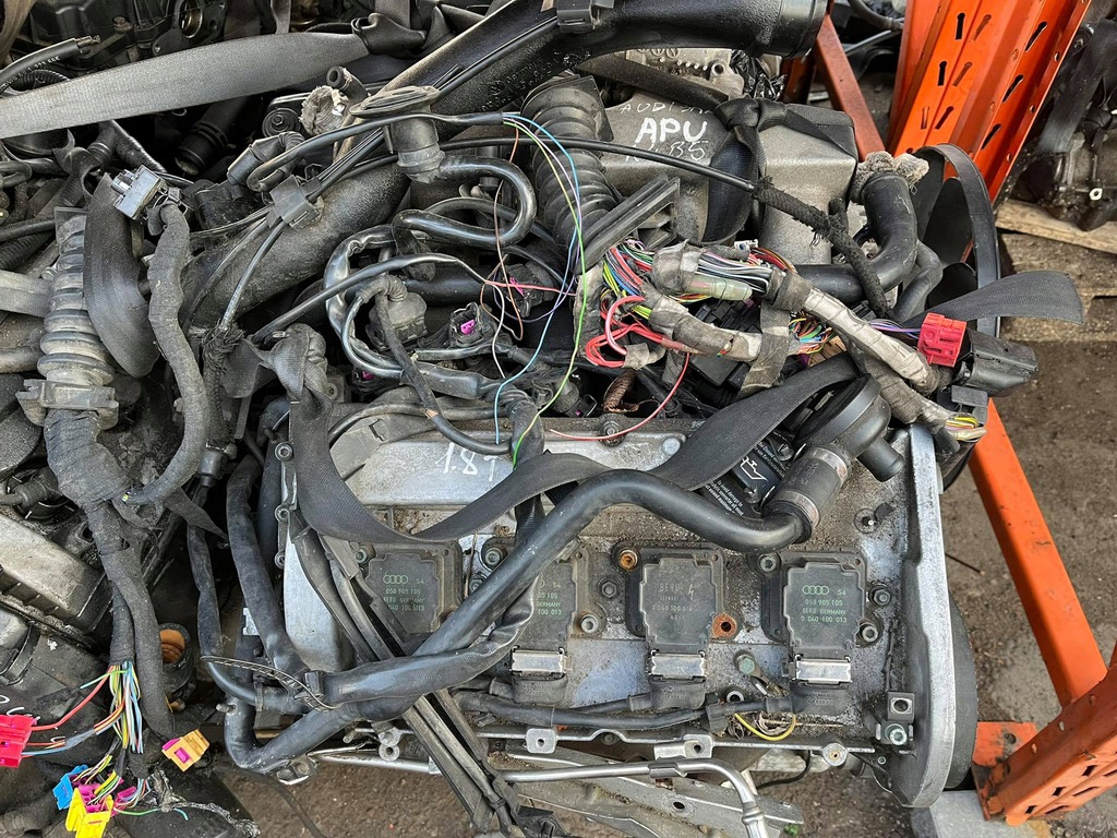 #135 motor audi a4 b5 1.8 t 150km deznudo motor pelado deznudo apu  (#)