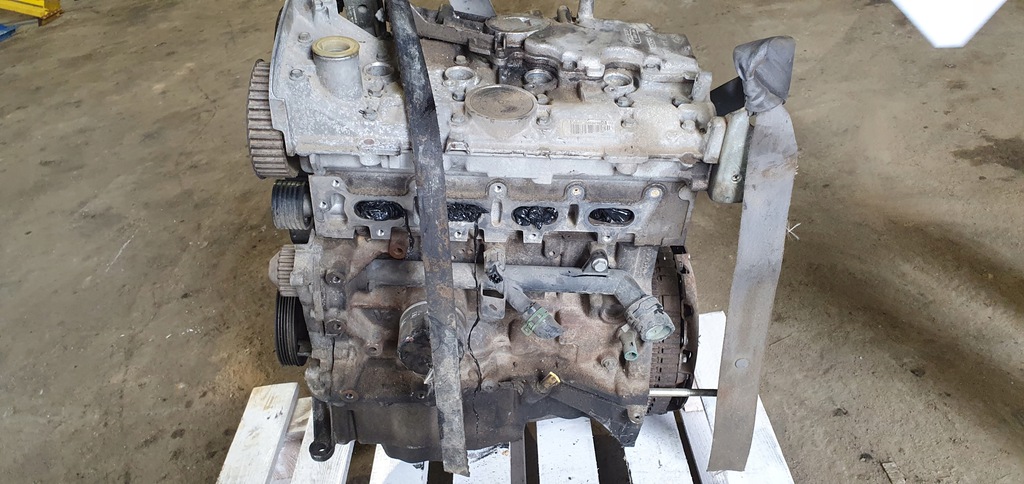 renault motor 1.6 k4m deznudo motor pelado deznudo  (#)