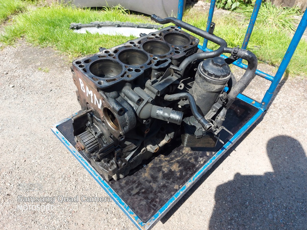 bloque motor pelado deznudo motor vw touran 2.0 tdi bmn  (#)