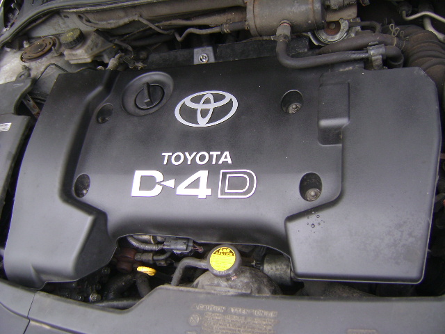 motor 2.0 d4d corolla e12  (#)