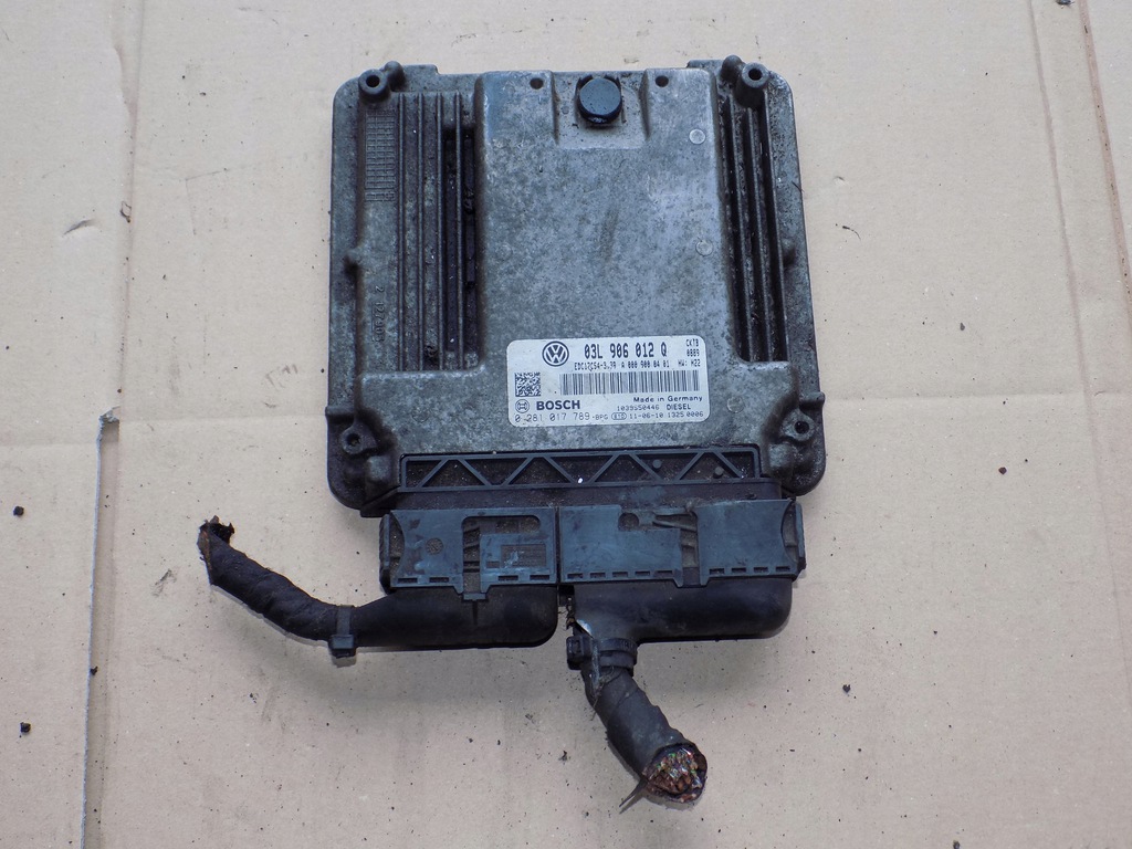 módulo vw crafter 03l906012q 0281017789  (#)