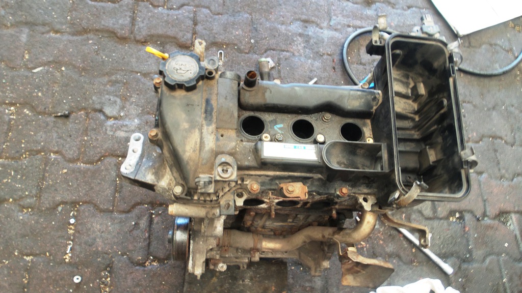 motor compl. pelado deznudo yaris ii 1.0 1kr-y52  (#)