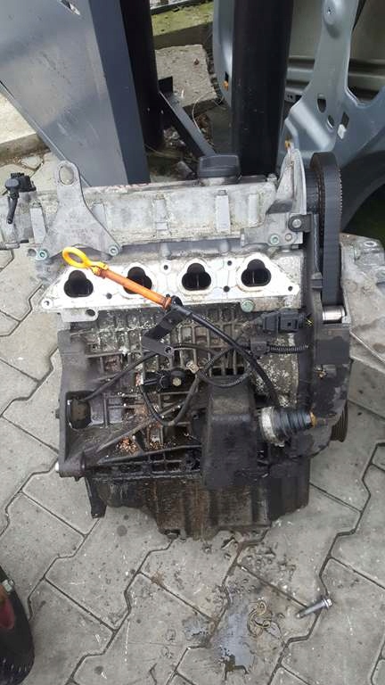 motor 1.4 ahw vw golf iv  (#)