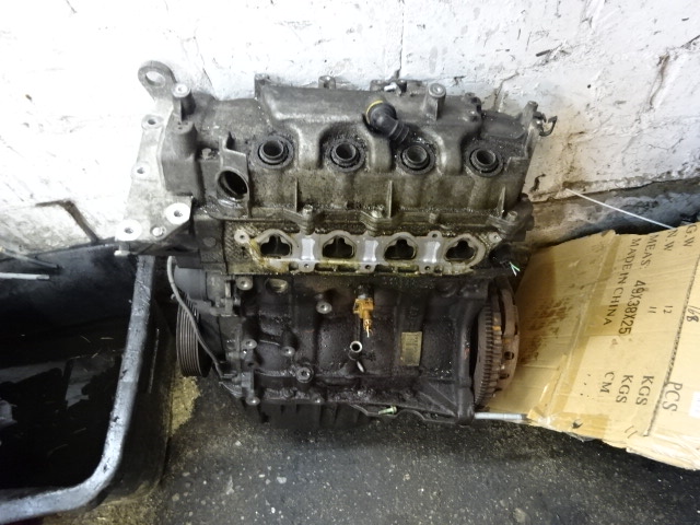 renault twingo ii motor 1.2 turbo tce d4fk780  (#)