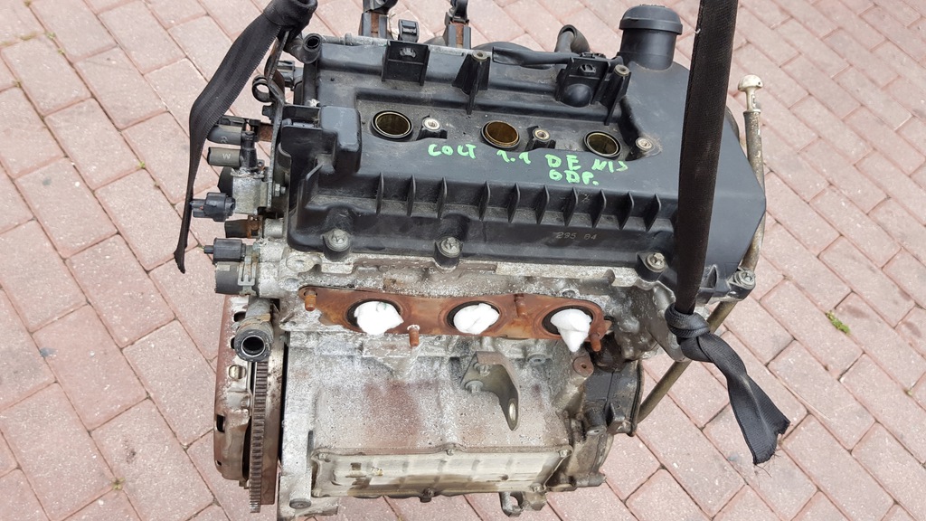motor mitsubishi colt vi 1.1  (#)