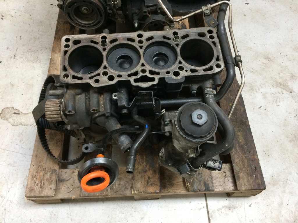 cigüeñal motor pistones passat b6 golf octavia bkp 2.0 tdi  (#)