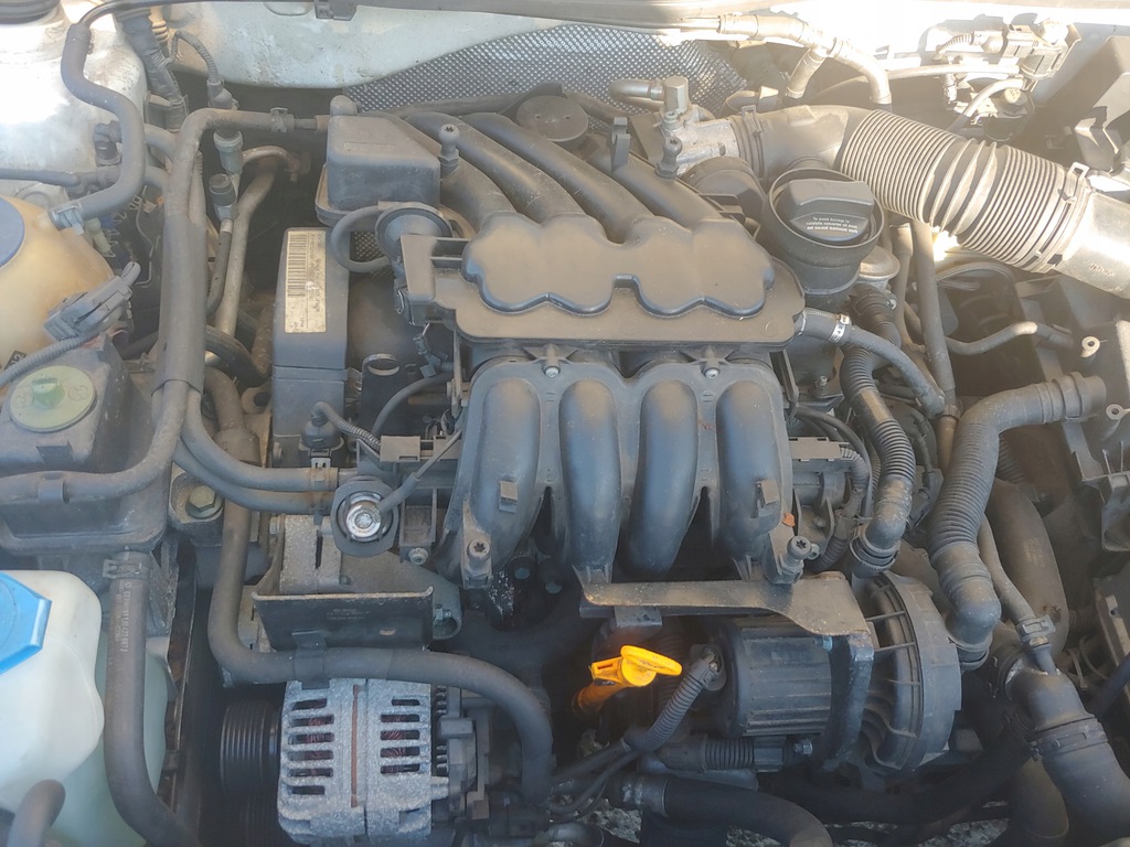 motor 1.6 apf 101km vw golf iv  (#)