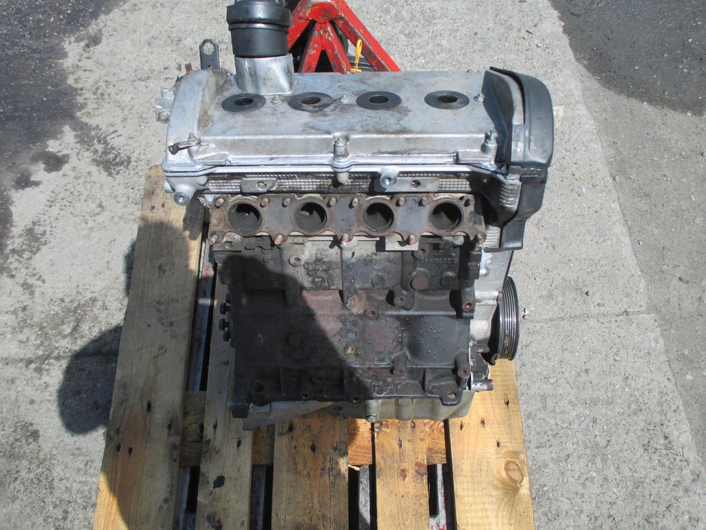 octavia 1 i 18 96-10 motor agn  (#)