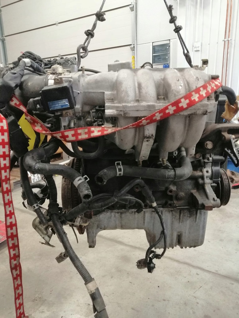 motor mazda 323 1.6 s7 #183 mil km u  (#)