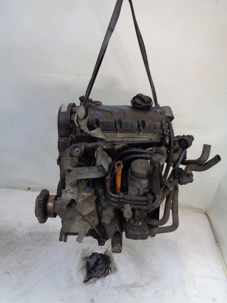 motor vw passat b5 1.9 tdi avb  (#)
