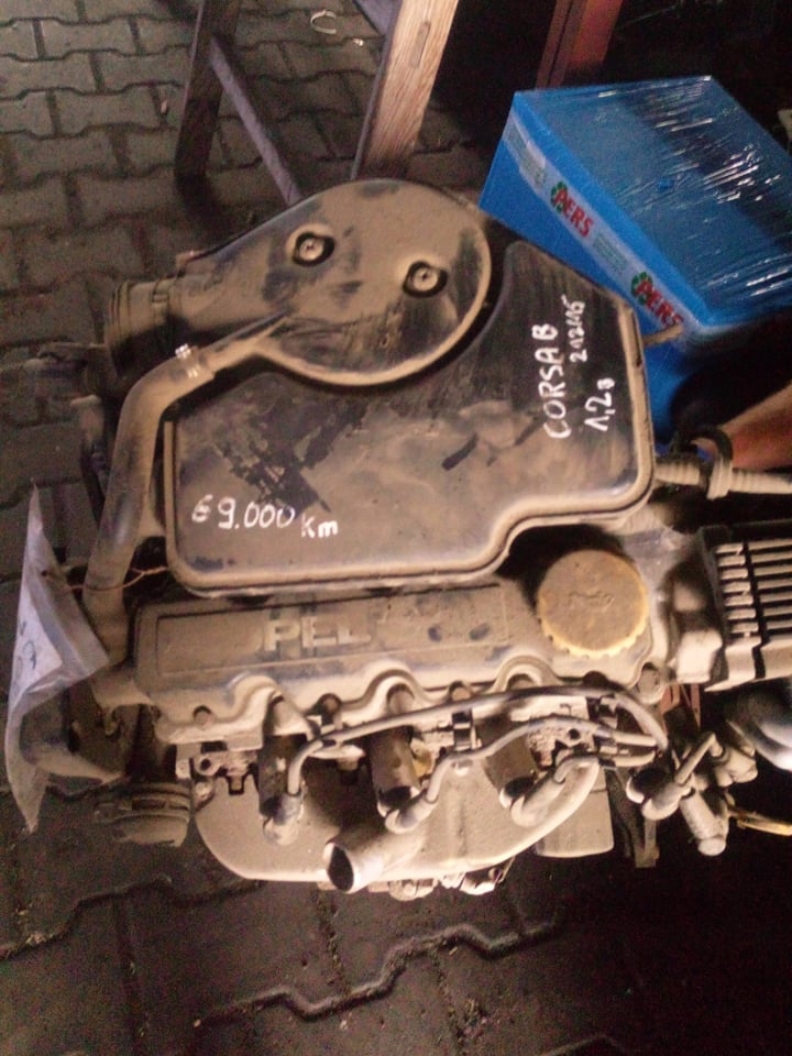 opel corsa b 1.2b motor compl.  (#)