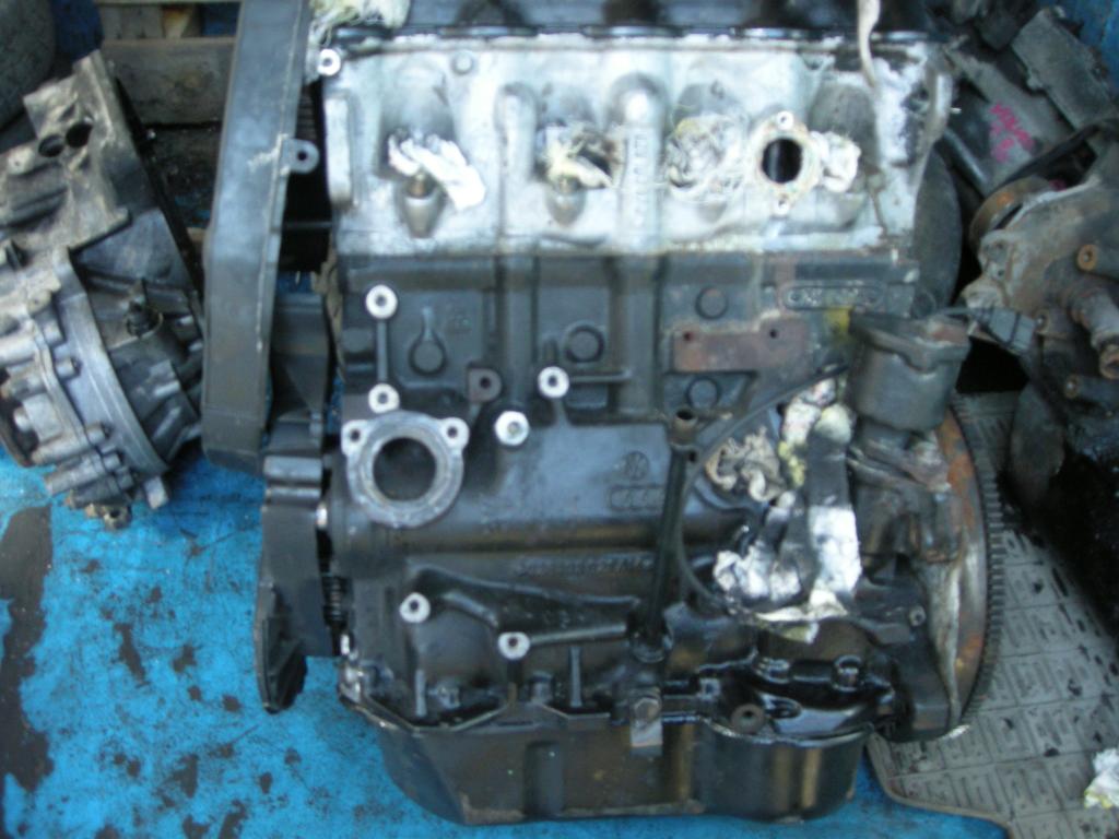 motor vw passat b4 1.9tdi  (#)