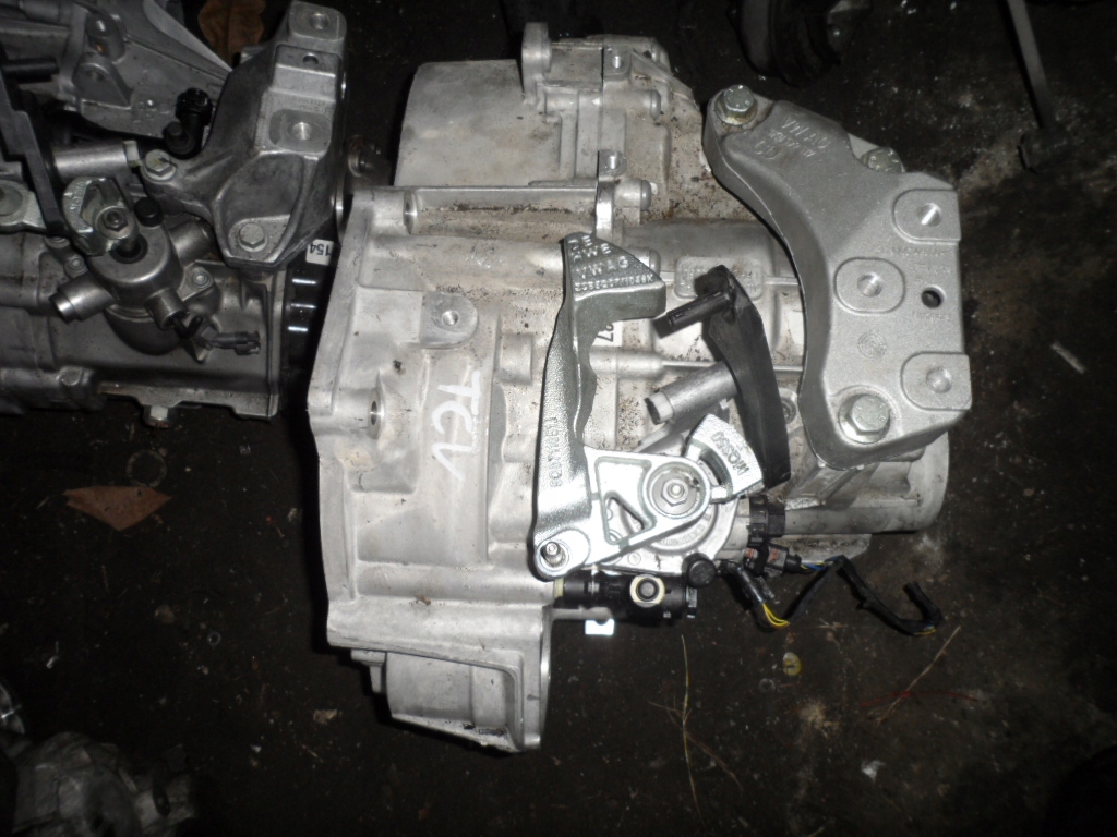 caja de cambios suberb 2.0 tdi tgv 6-marchas  (#)