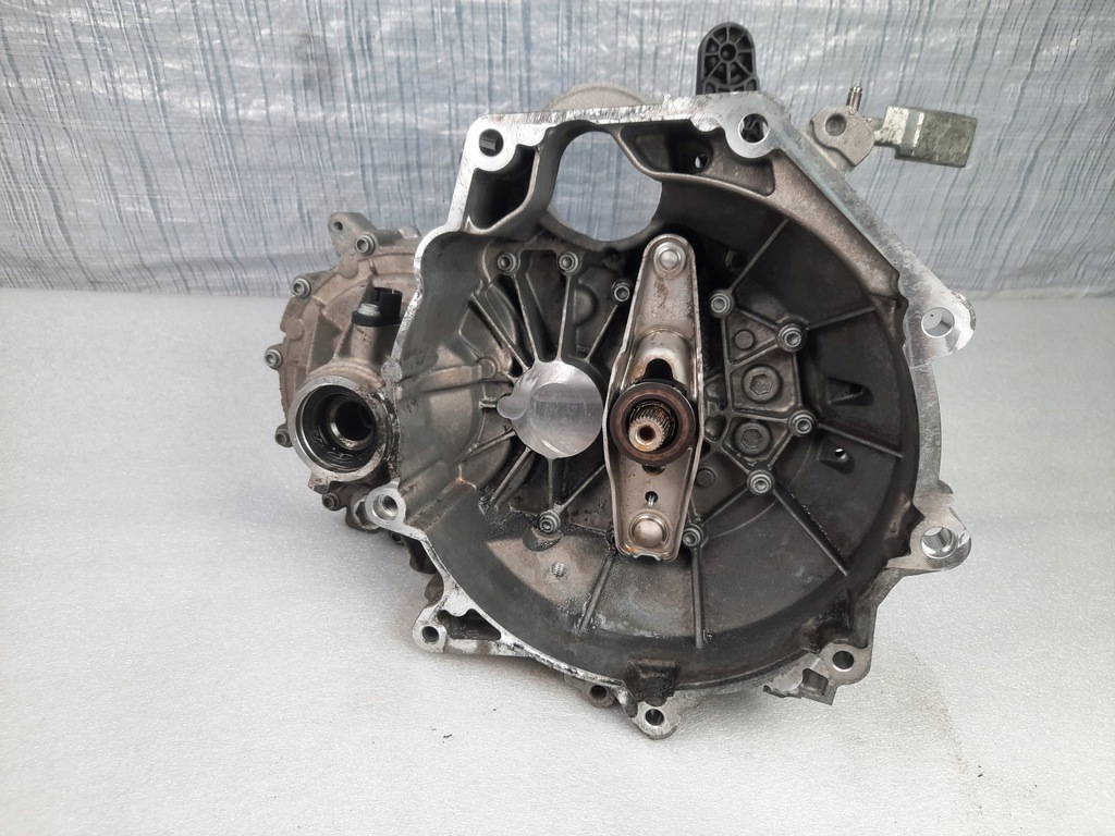 mii fabia iii up 1.0 mpi caja de cambios qae  (#)