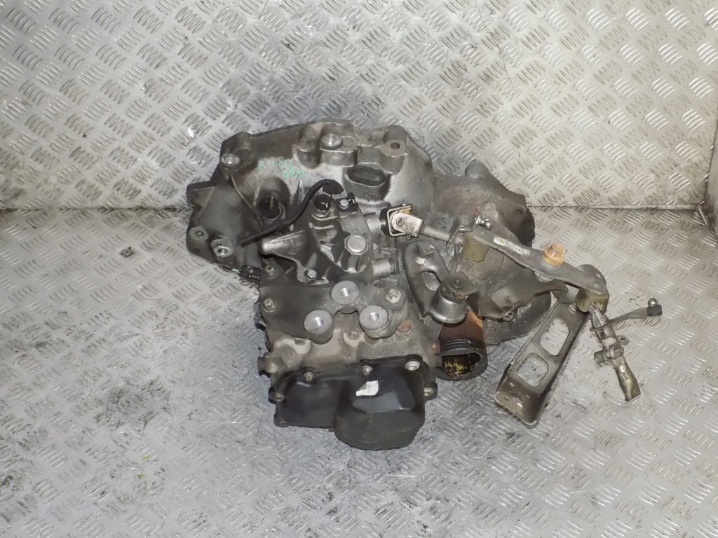 caja de cambios corsa e 1.3cdti b13dte f355  (#)