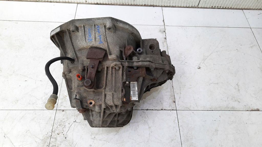 vivaro trafic caja de cambios pf6 8200460604  (#)