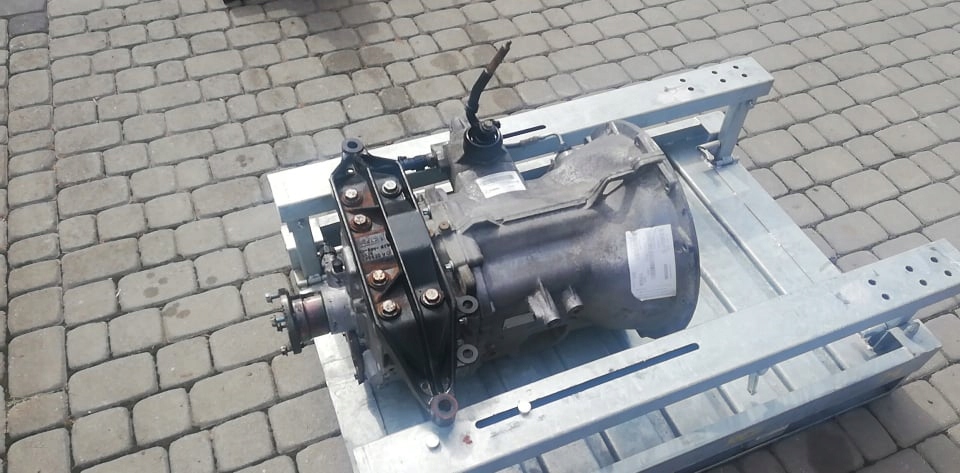 merceses vario atego 813 caja de cambios 6 b 56-6  (#)