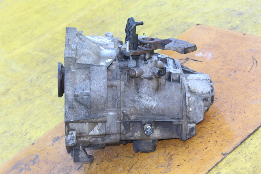 caja de cambios passat b6 touran 1.6 fsi jjy  (#)