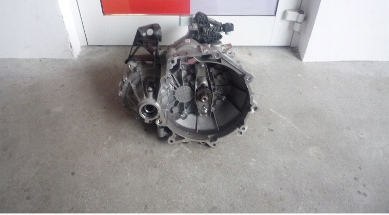 gd vw up 1.0 mpi caja de cambios ocj  (#)