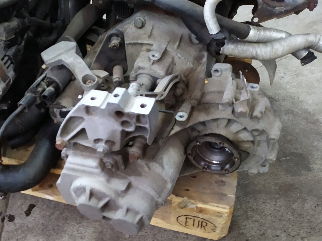 caja de cambios 6bieg muj skoda superb vw passat 1.8tfsi  (#)