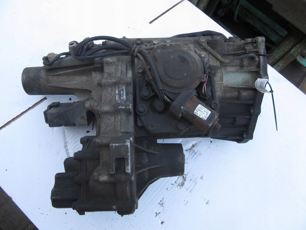 grand vitara ii 2.7 reductora caja de cambios 33251-6et0b  (#)