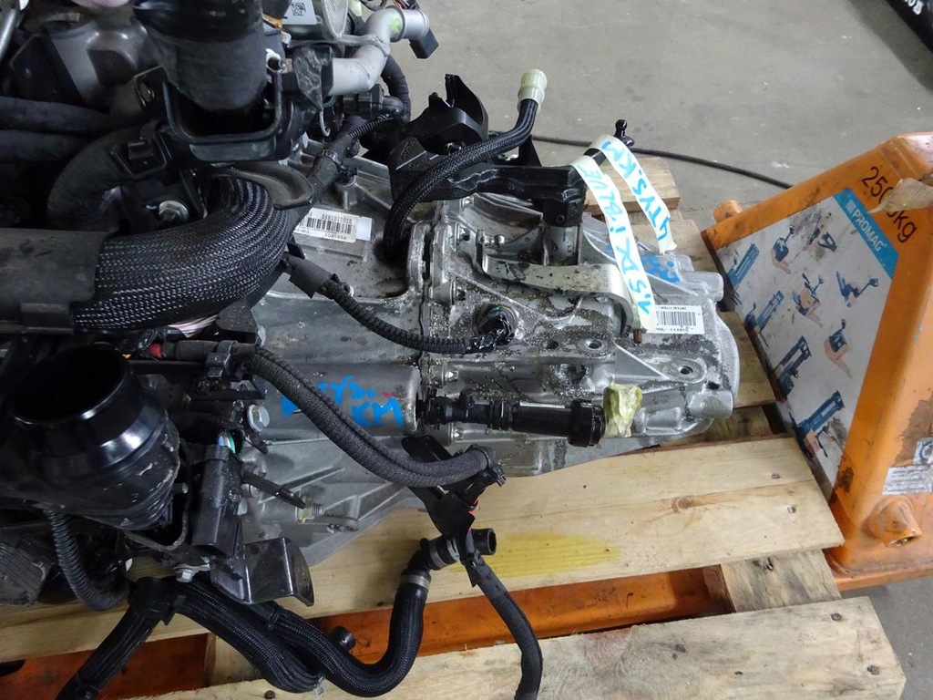 caja de cambios megane iv 15 bluedci 4tkm tl6 002  (#)