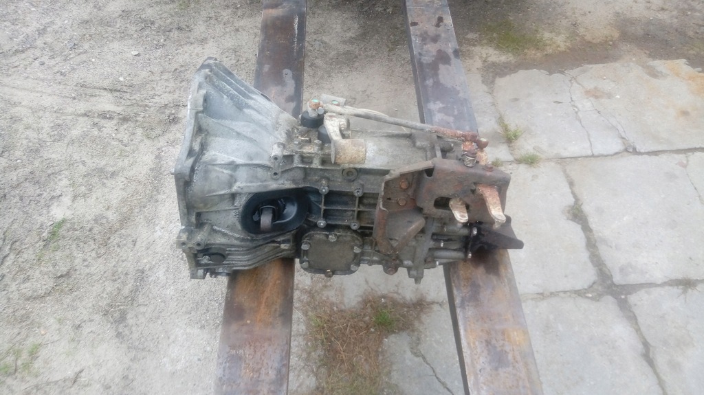 caja de cambios iveco 23hpi 5s 8872447 5b 06-  (#)