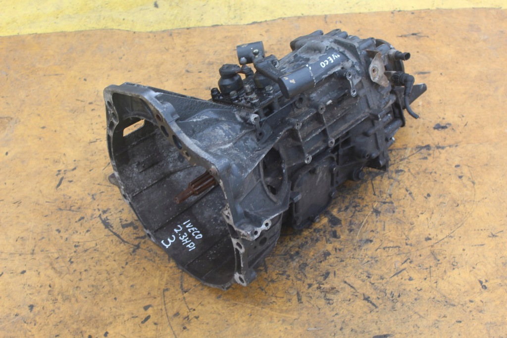 caja de cambios iveco daily 2.3 hpi 5s300  (#)