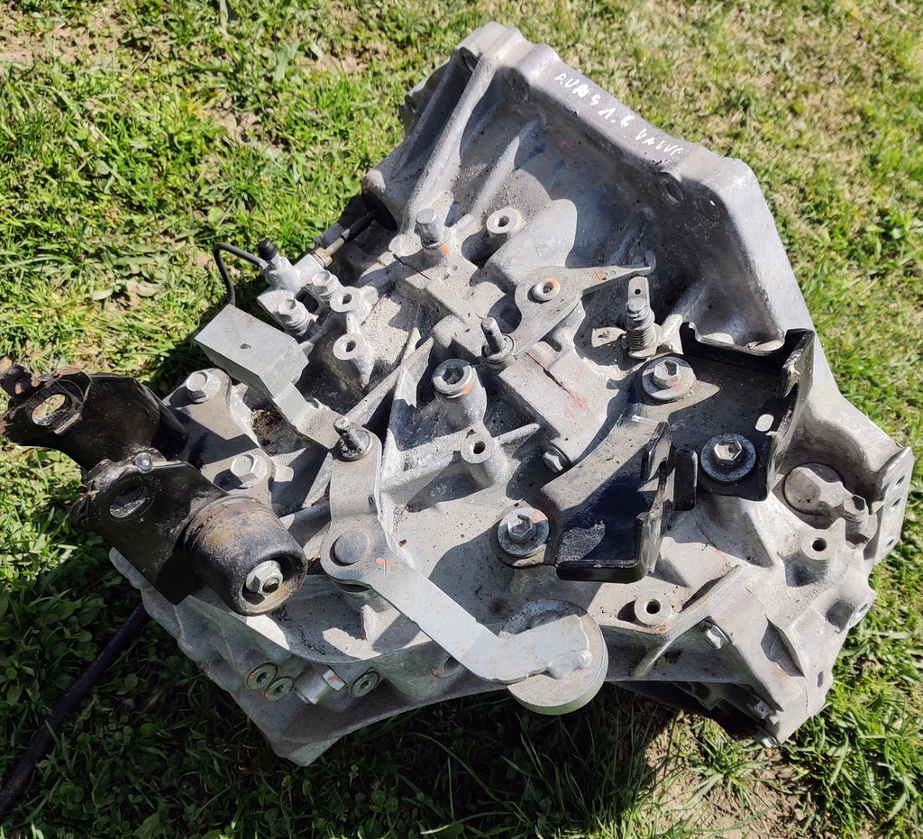 caja de cambios auris verso 1.6 2009 --->  (#)