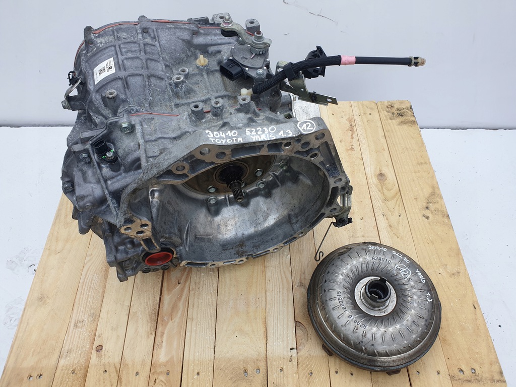 toyota yaris iii 1.33 caja de cambios 30410-52230  (#)