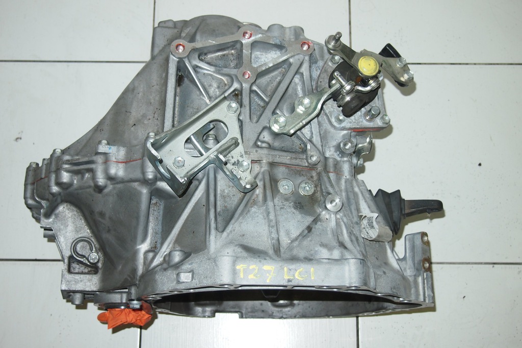 toyota verso 20 d4d caja de cambios año garantia 76tyś  (#)