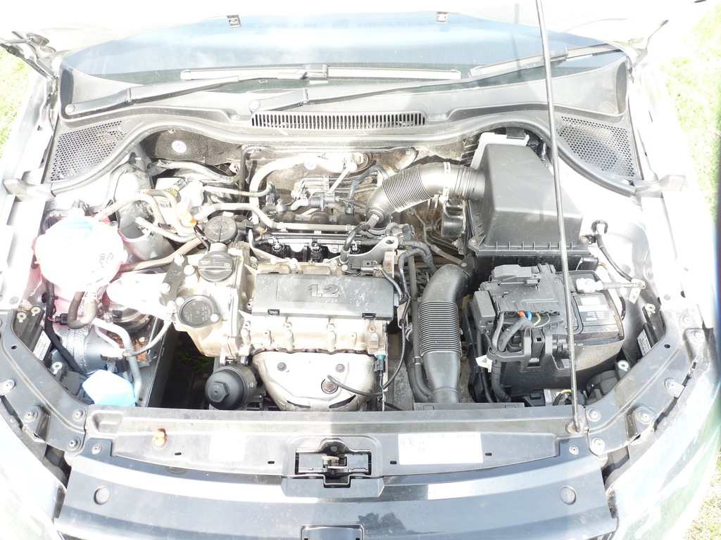 polo v caja de cambios lnr 52700 mil 2012rok  (#)