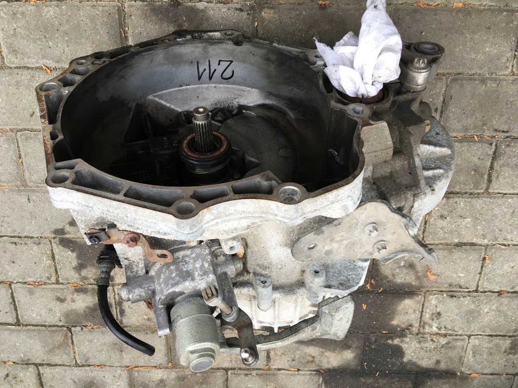 astra h zafira b corsa d caja de cambios m32 17cd  (#)