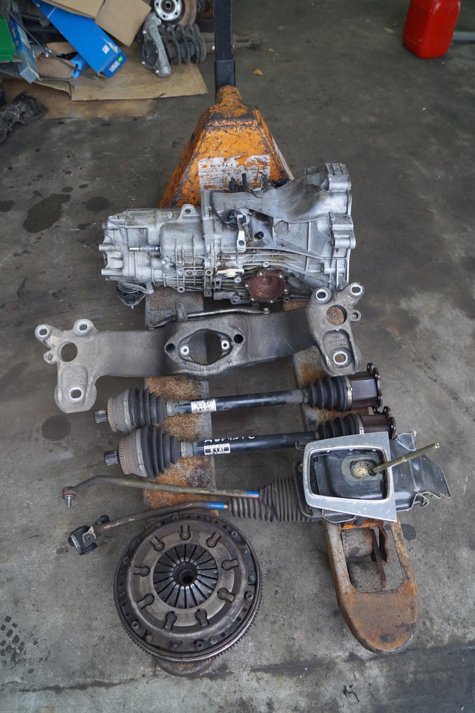 caja de cambios audi a4 b7 18t bfb 012301211ae  (#)