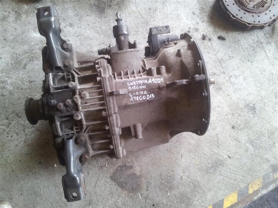 caja de cambios g60-6 mercedes atego 815  (#)