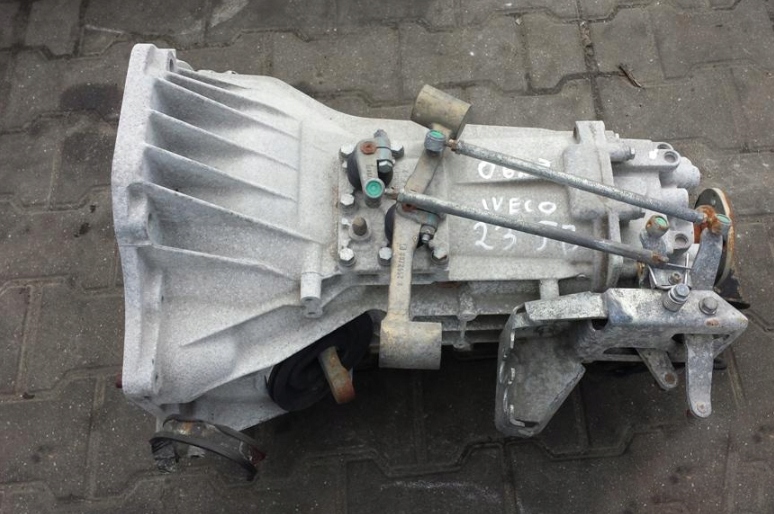 caja de cambios iveco 2.3 hpi 06- 5s-300 garantia  (#)