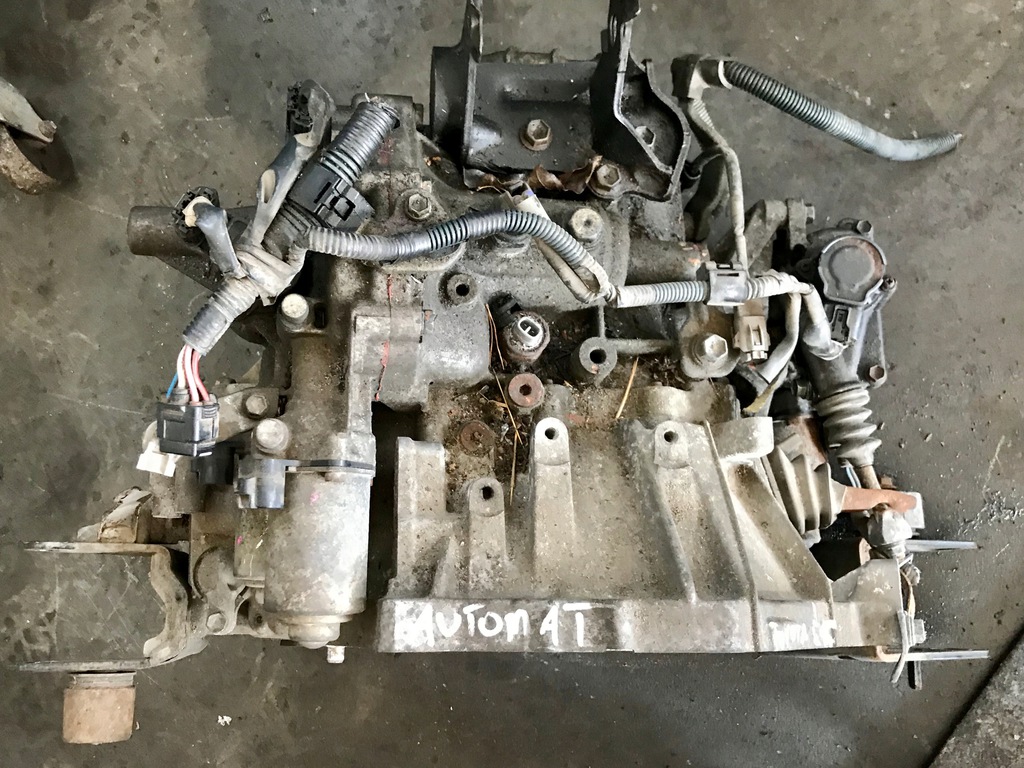 corolla e15 16 caja de cambios  (#)