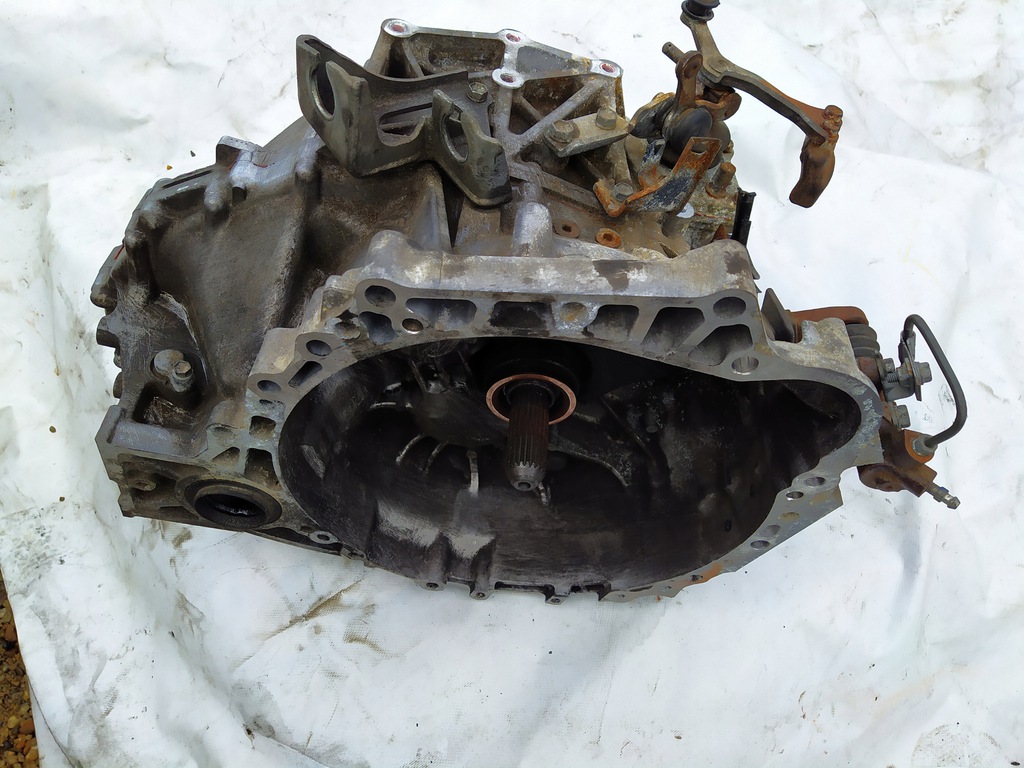 caja de cambios toyota corolla verso -09 g1j7-e  (#)