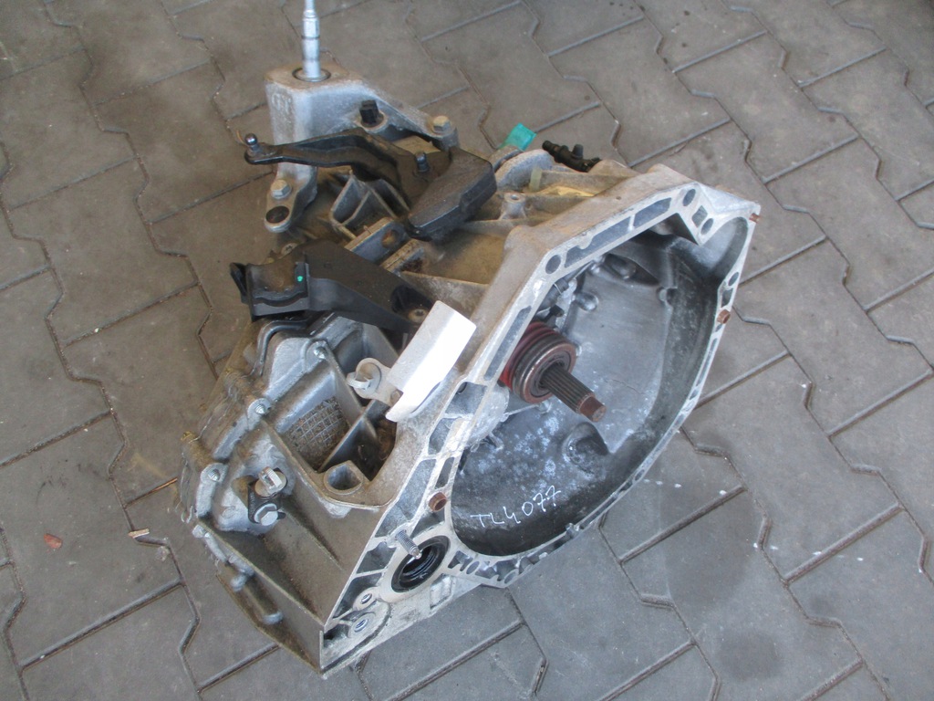 renault megane iv tl4 077 caja de cambios  (#)