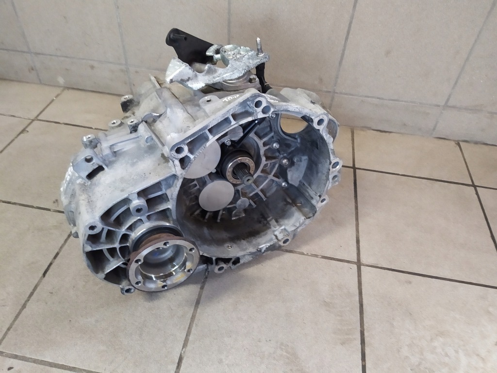 caja de cambios vw touran 19 tdi 09r lnp  (#)