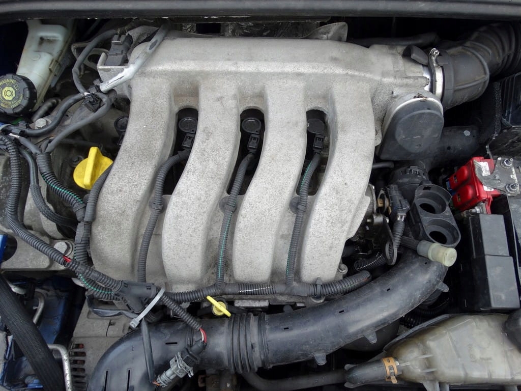 caja de cambios manual clio iii 1.6 16v tl4039  (#)