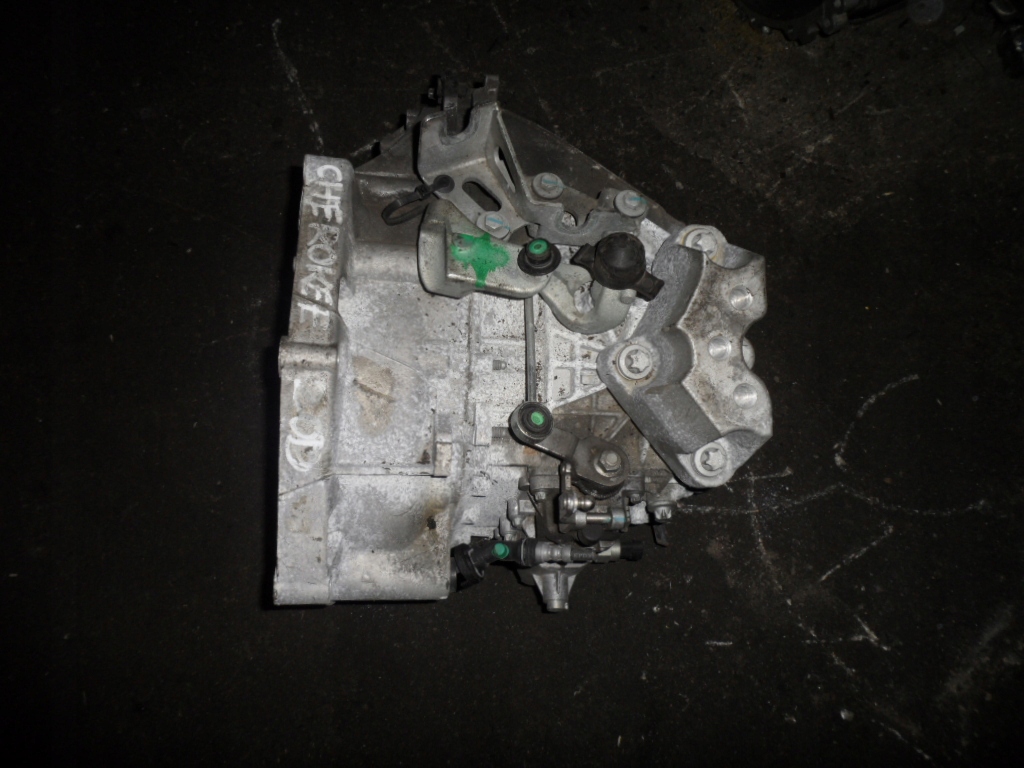 caja de cambios cherokee kl 2.0 d 4x4  (#)
