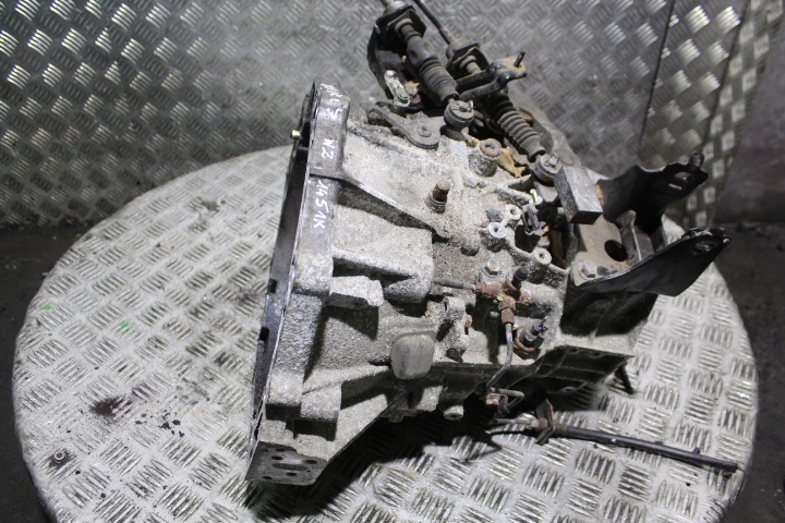caja de cambios toyota auris ii 1.3  (#)