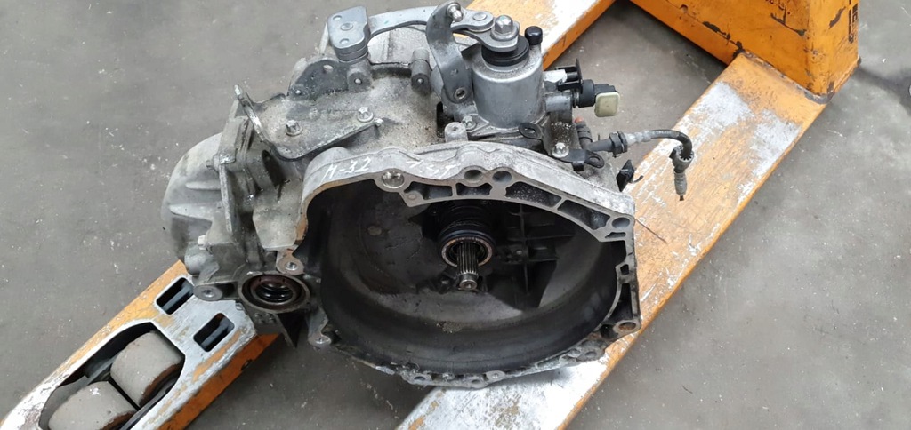caja de cambios 6 mokka zafira astra c.e1.4t m-32  (#)