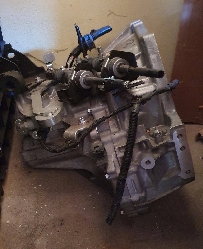 caja de cambios toyota auris chr 1.2 turbo manual  (#)
